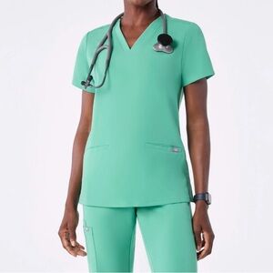 Women’s Figs Scrub Set